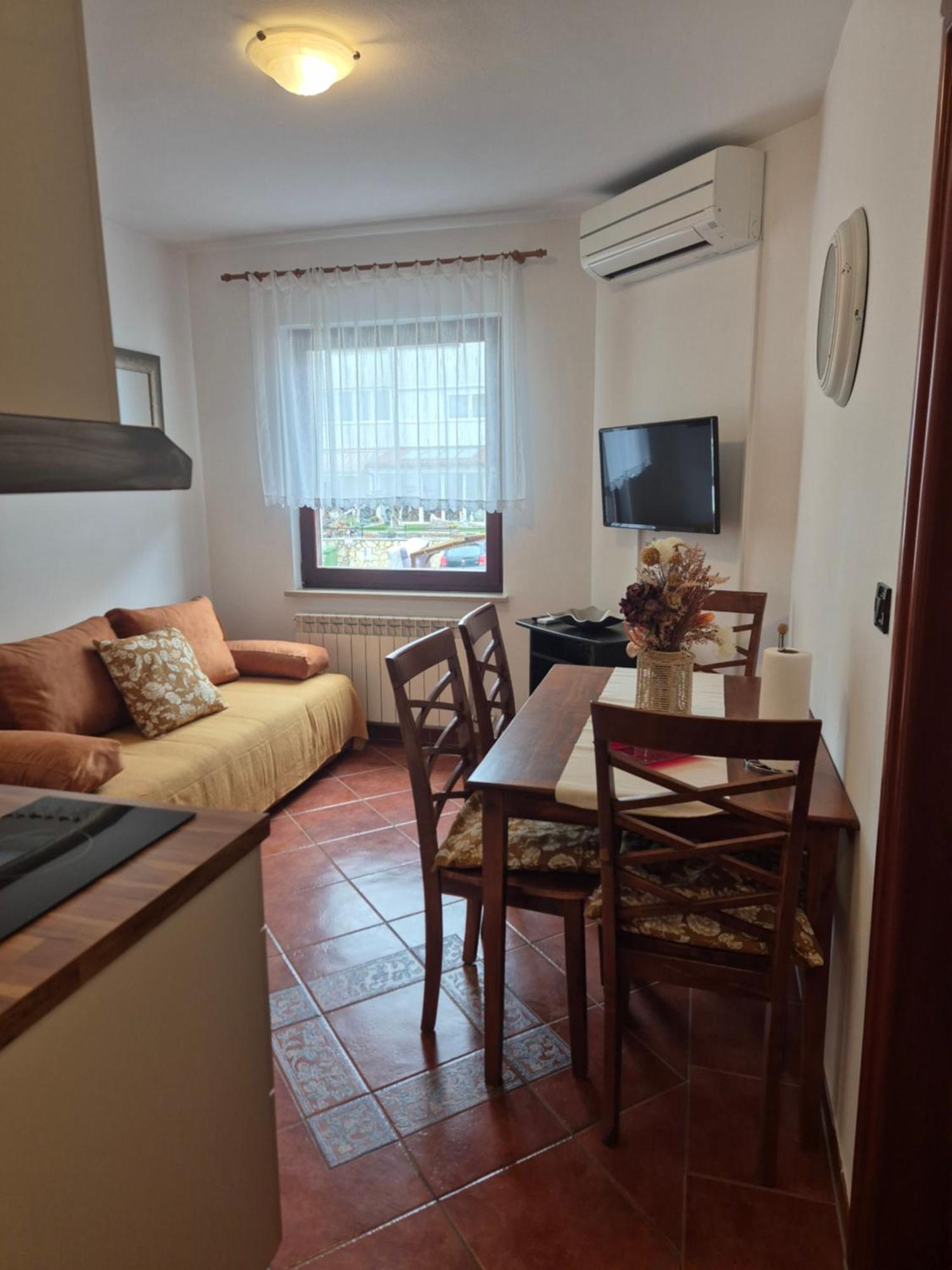Apartments Antolovic Vrsar Exterior foto